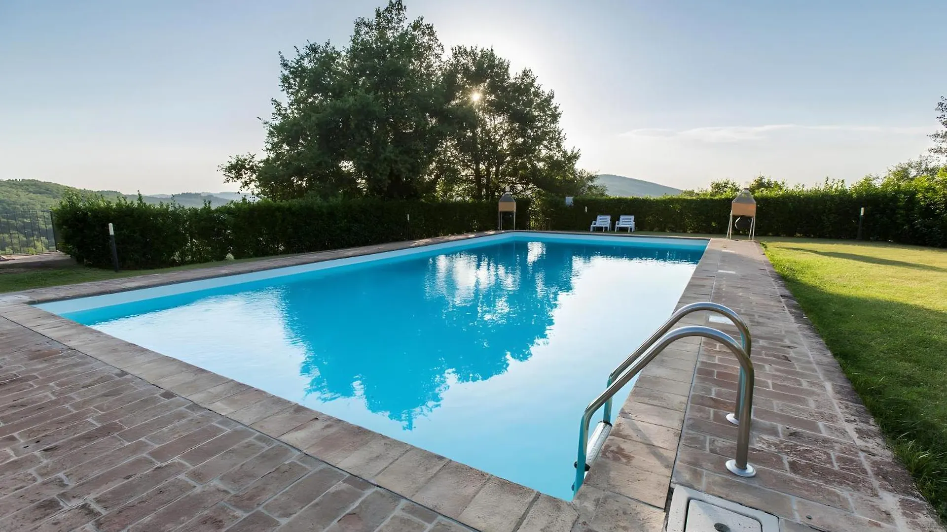 Tuscan Style Apartment, Shared Pool Gaiole in Chianti Italy
